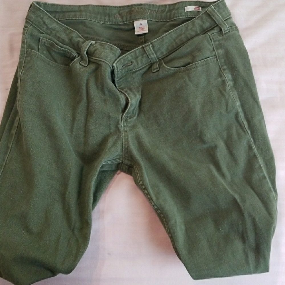 Green skinny jeans